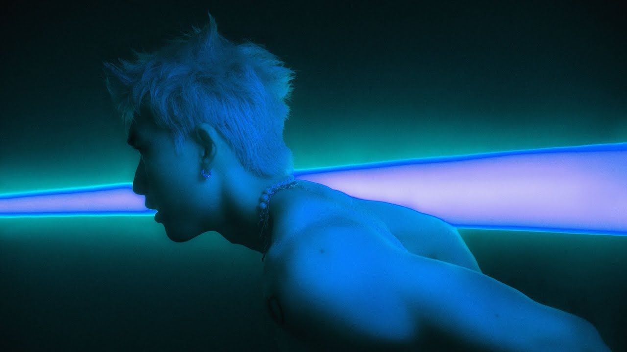 hieuthuhai exit sign prod by kew