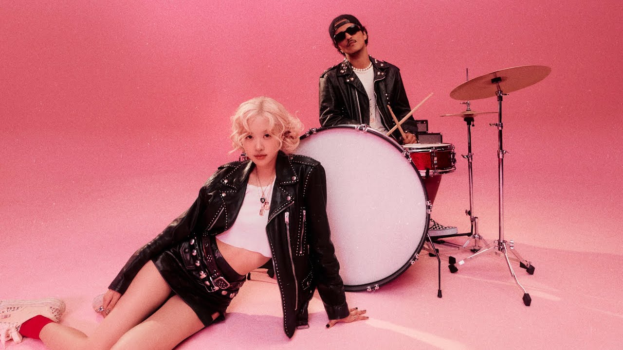 rose bruno mars apt official music video